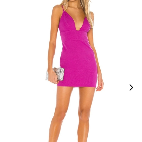 💟NWT Lovers + Friends Mini Dress - Picture 2 of 9